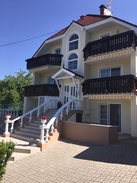Hibiskus Appartementhaus Cserszegtomaj Exterior foto